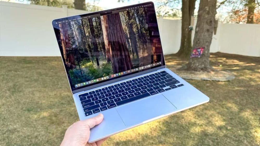 Macbook Air 13” M4  в магазе у Артура на малике — 2