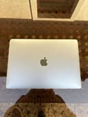 Macbook pro m2 13dyum