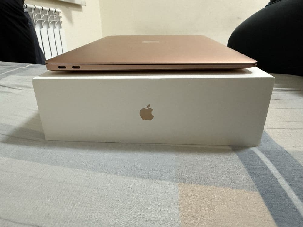 Macbook air m1  2020 — 3