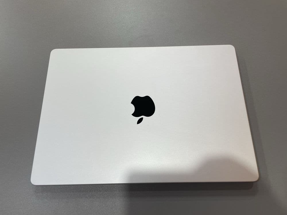 Macbook Pro M4 14 inch 16/512GB — 3