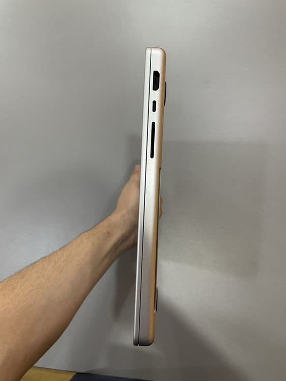 Macbook Pro M4 14 inch 16/512GB — 4