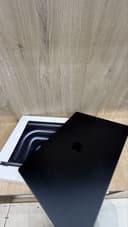 MacBook Pro M3 Pro 16” 16/512 GB, 95%, 53 цикла, полный комплект