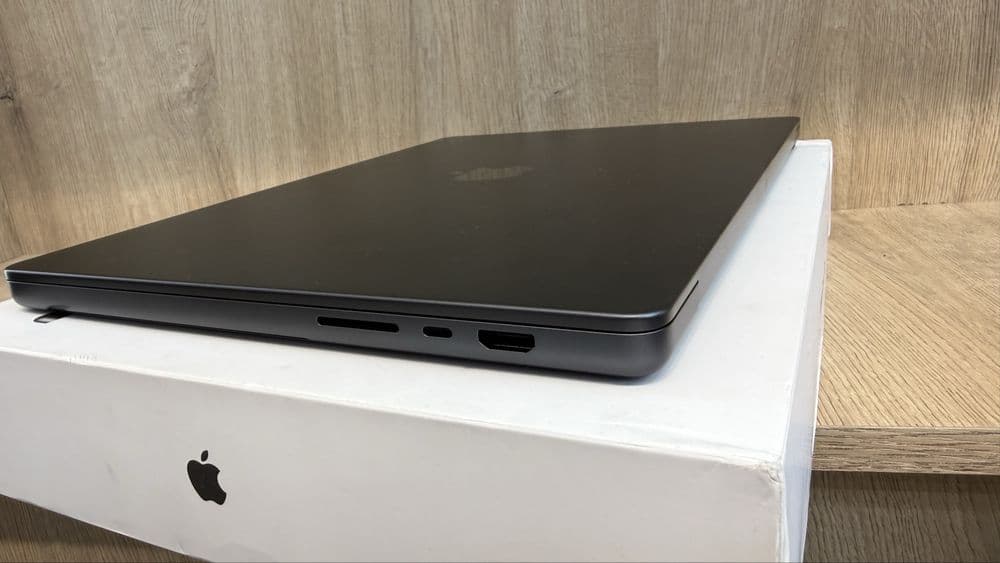 MacBook Pro M3 Pro 16” 16/512 GB, 95%, 53 цикла, полный комплект — 5