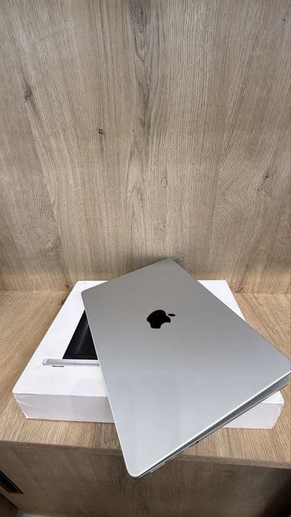 MacBook Pro M4 14” 16GB/512GB Silver — в идеальном состоянии! — 1