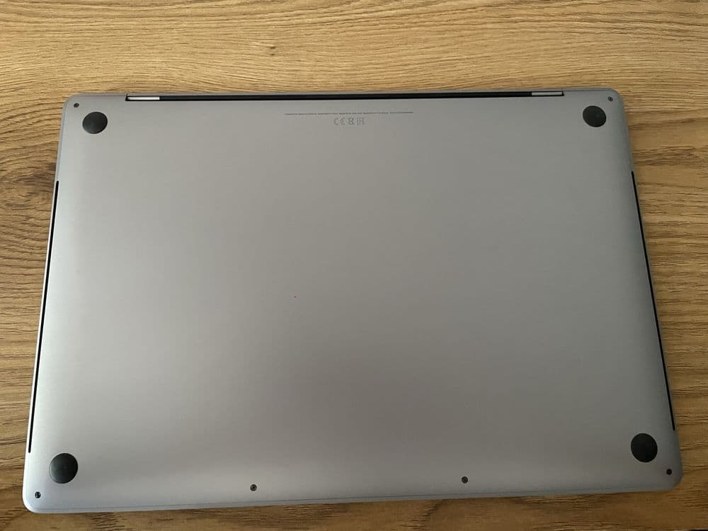Macbook Pro 16” 2019 — 2
