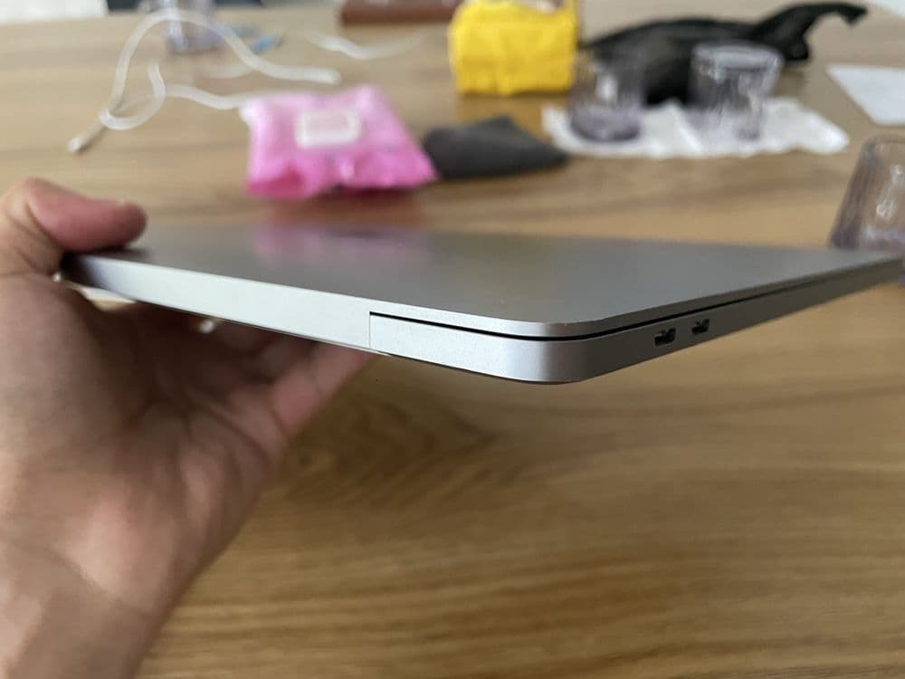 Macbook Pro 16” 2019 — 3