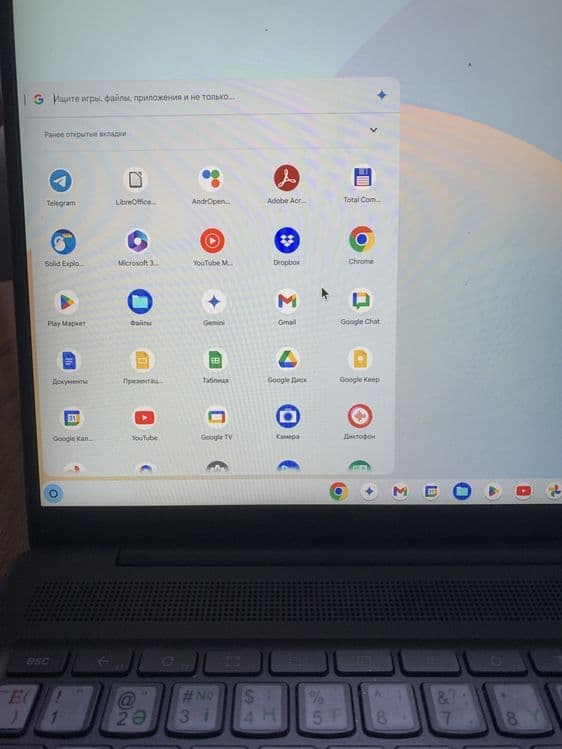 Chromebook, Lenovo gaming 16 core i3 — 6