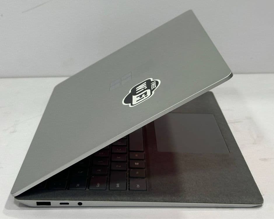 Microsoft surface — 2