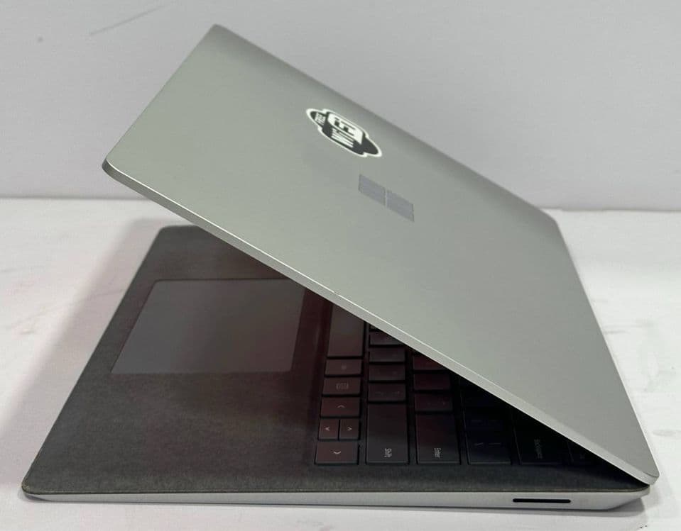 Microsoft surface — 3