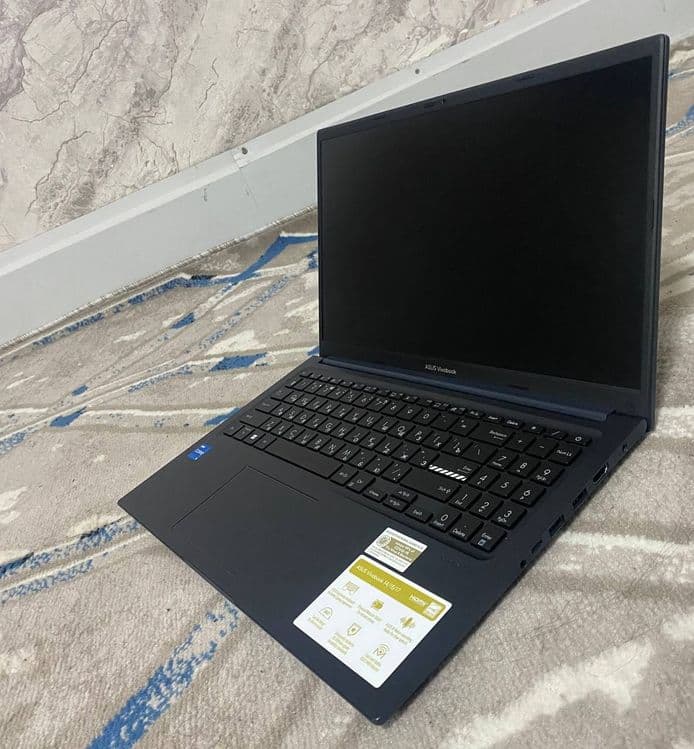 Yangi Asus Vivobook — 3
