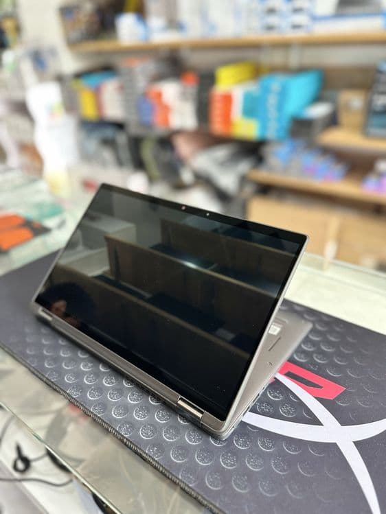 Dell latitude laptop — 2