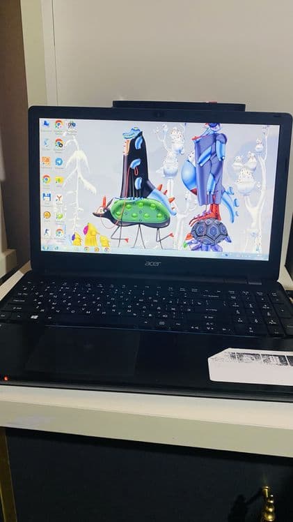 ACER Notbook sotiladi — 2