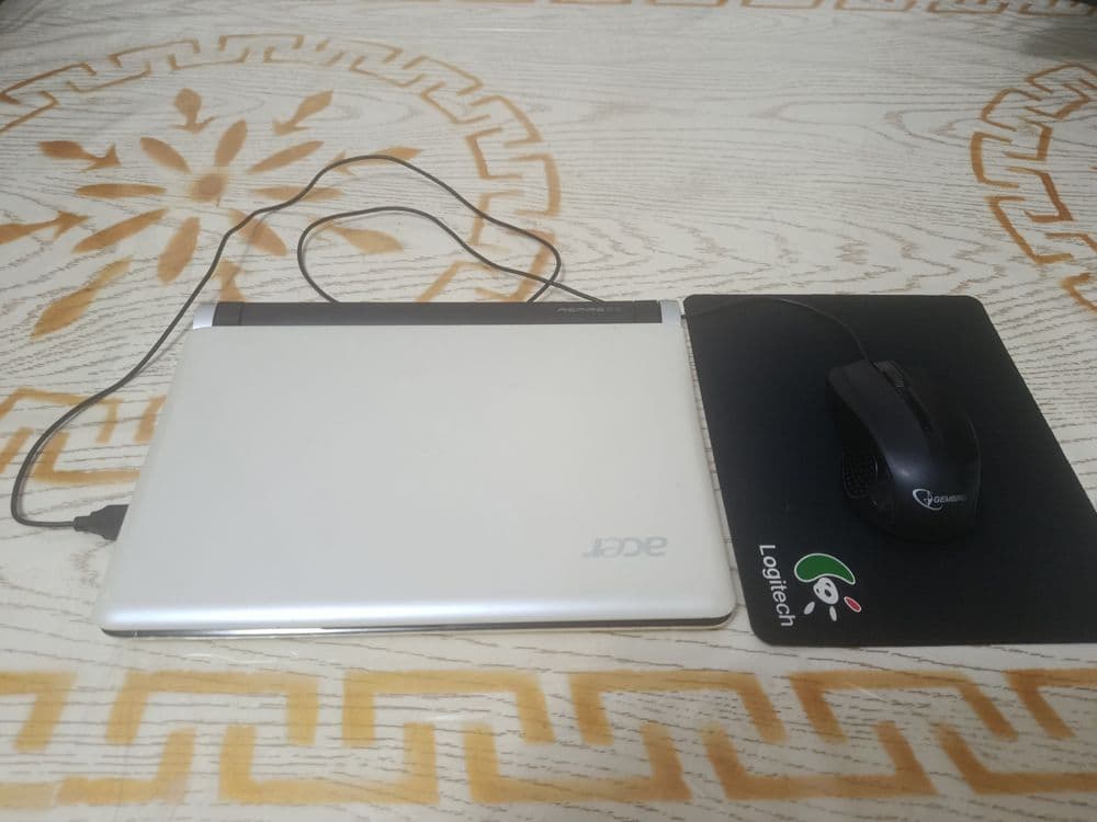 Netbuk Acer. Arzon sotiladi — 6