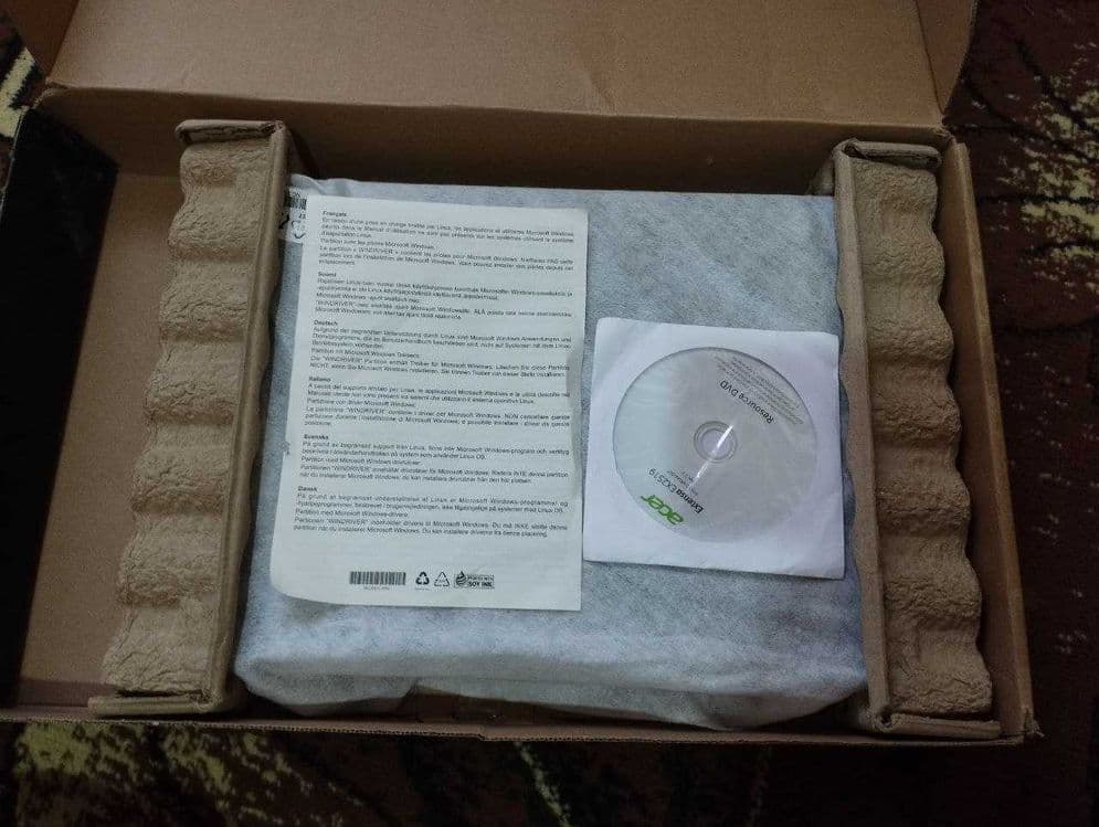 Noutbuk Acer
Office komputer — 3