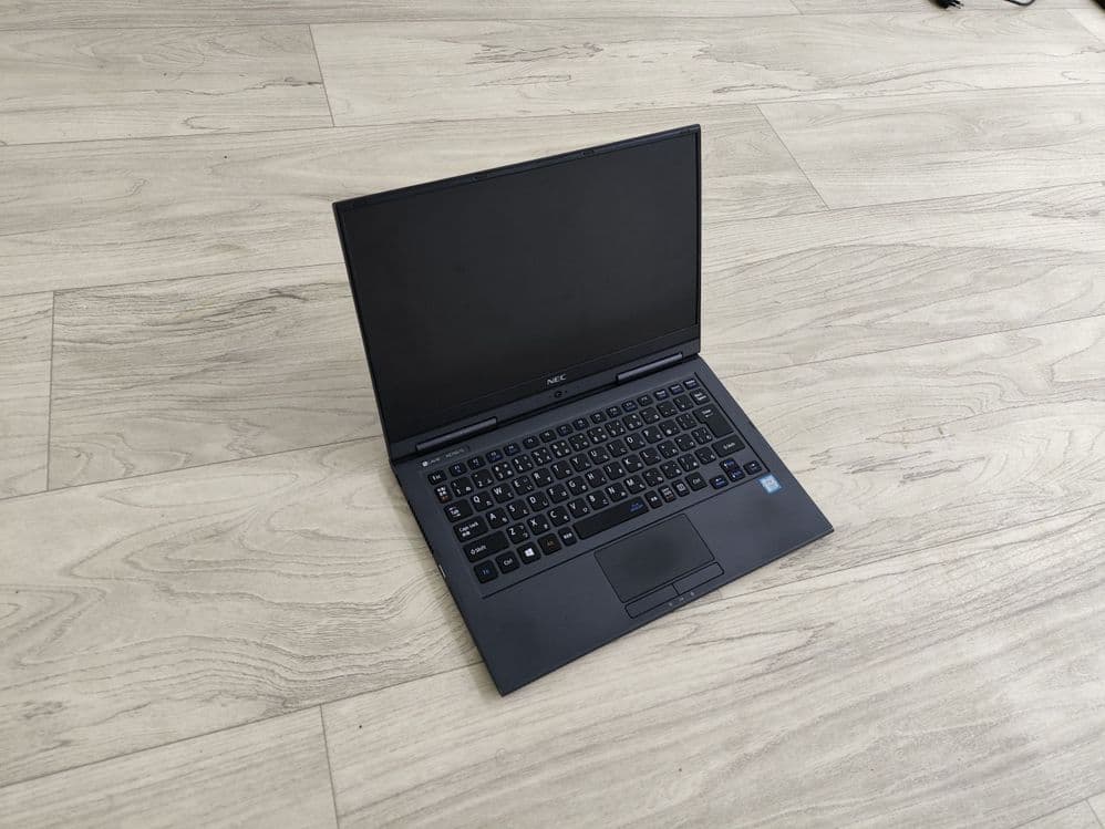 Yaponski Ultrabook NEC Lavie HZ750/G — 6