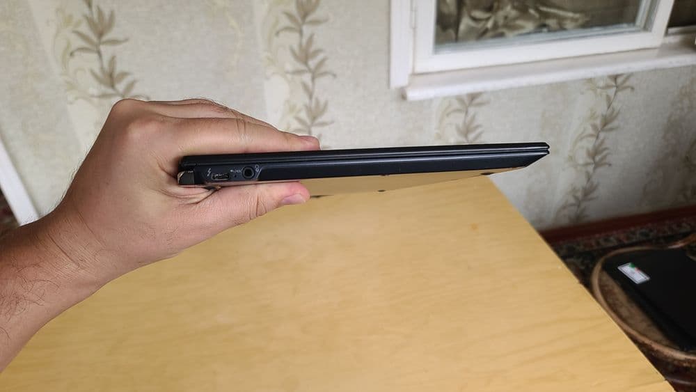 Toshiba dynabook i3 8/128 — 8