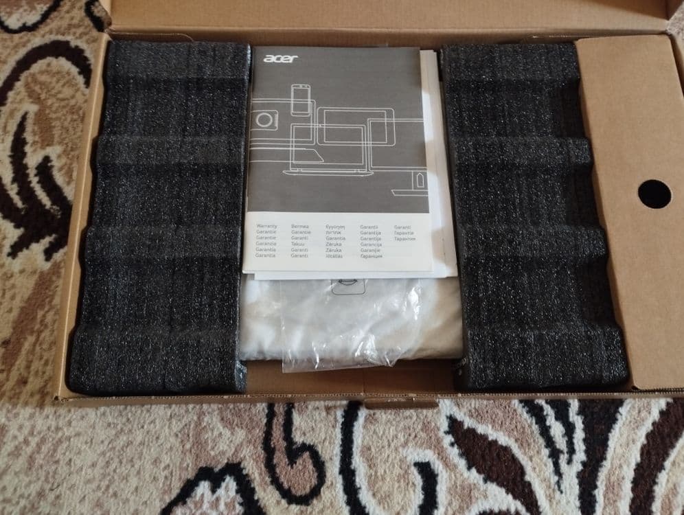 Noutbuk Acer 4/1 TRB — 2