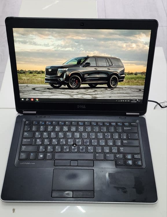 Dell Latitude E7440 14" LED Ultrabook - Intel Core i5 i5-4300U 1.90 GH — 2