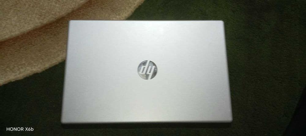 HP noutbuk sotiladi / AMD Athlon / 8 GB RAM /256 gb  SSD — 2
