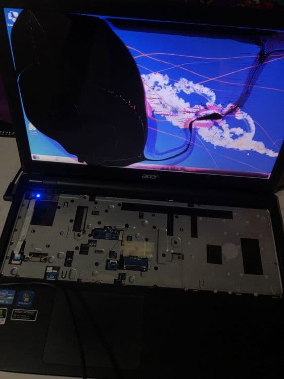 Acer v5 571 ноутбук  запчастга сотилади — 2