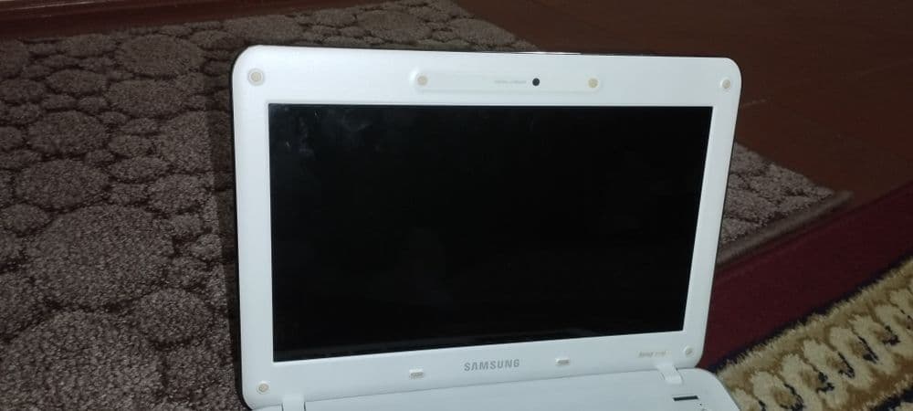 Samsung netbook xolati zo'r — 2