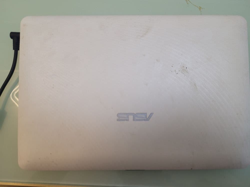 Нетбук Asus Eee PC 1015PE — 5
