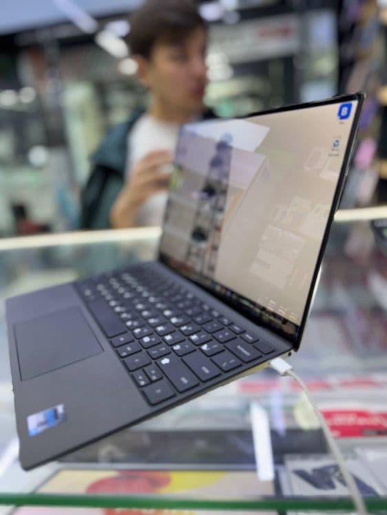 Netbook DELL XPS — 2