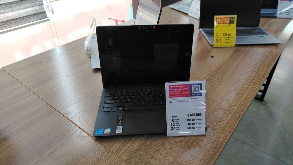 Noutbook sotiladi. Yangi. Lenovo. — 1