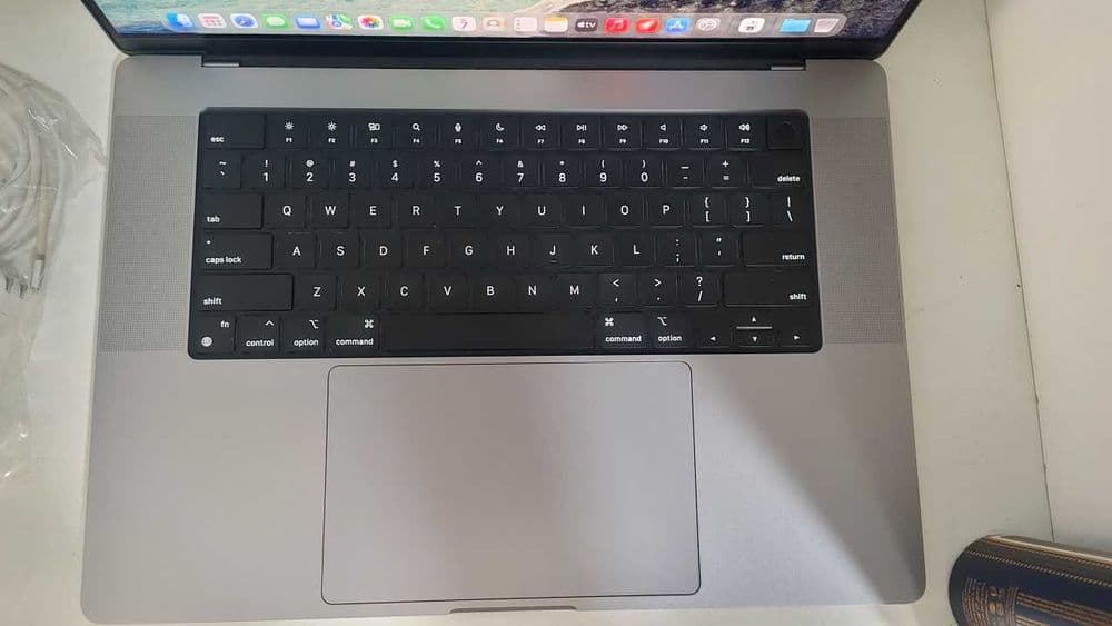 MacBook Pro M1 Pro 16" 3K A2485 DDR5 16gb SSD 512 gb ideal 91% — 2