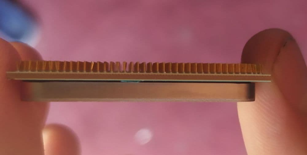 Protsessor AMD ATHLON  200GE
Model: AMD Athlon 200GE
Yadro/Thread: 2 — 1