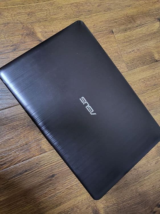 Noutbook Asus sotiladi Obmen bor Arzon narxda — 4