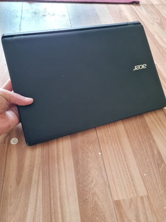 Noutbuk Acer  8/256ssd holati yaxshi — 6