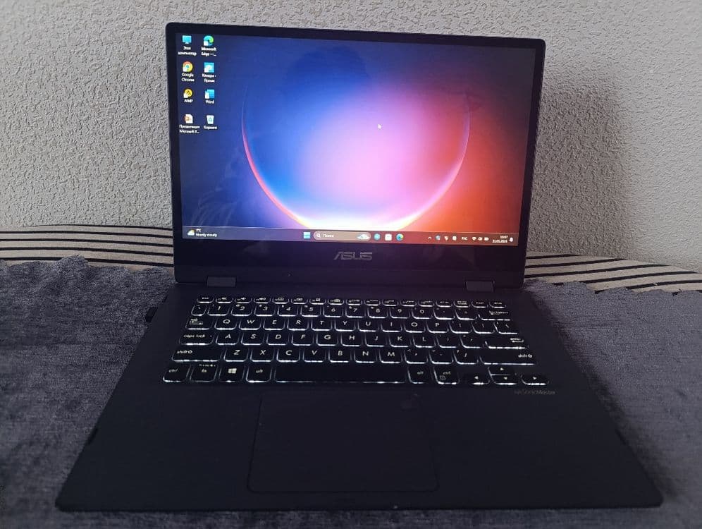 VivoBook ASUSLaptop Windows 11 core i3 — 4