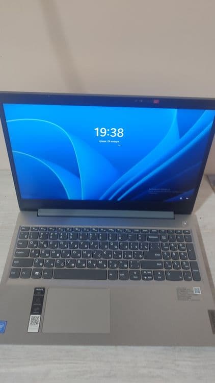 Lenovo intel 8/256 — 3