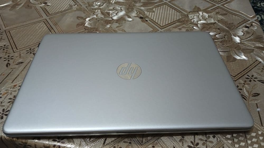 HP Intel core i3 holati yangi — 3