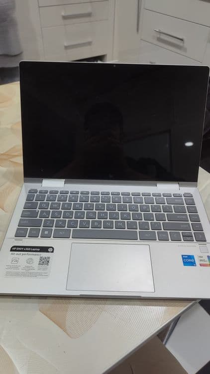 HP envy x360 512GB — 2