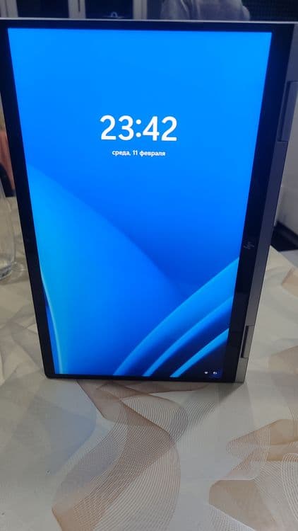 HP envy x360 512GB — 4