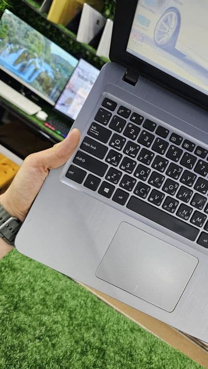 ASUS X540 juda hamyon bop va dizayn jihatidan juda zoʻr — 3