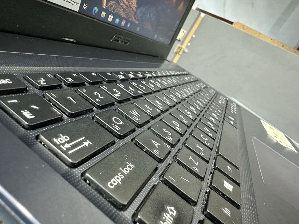 Арзон нархда офисный ноутбук Asus Vivobook — 2