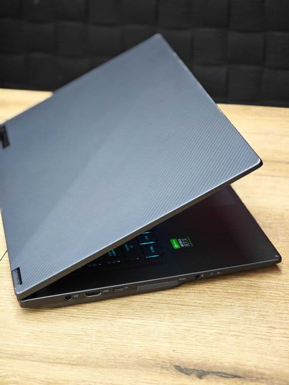 Мощный игровой Asus Rog Flow X16 — 7