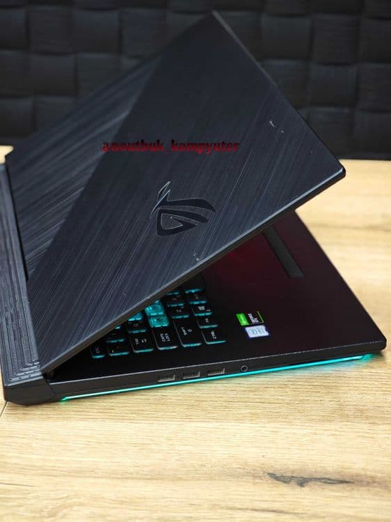 Мощный игровой Asus Rog Strix — 5
