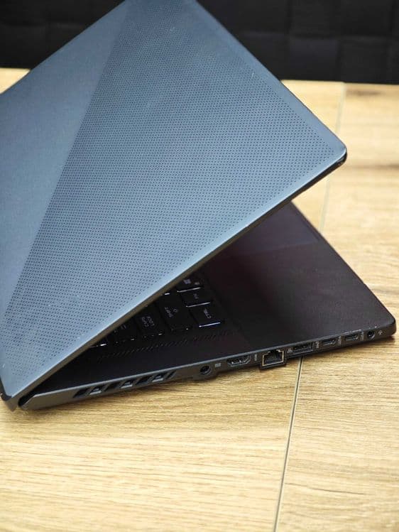 Мощный игровой Asus Rog Zephyrus — 7