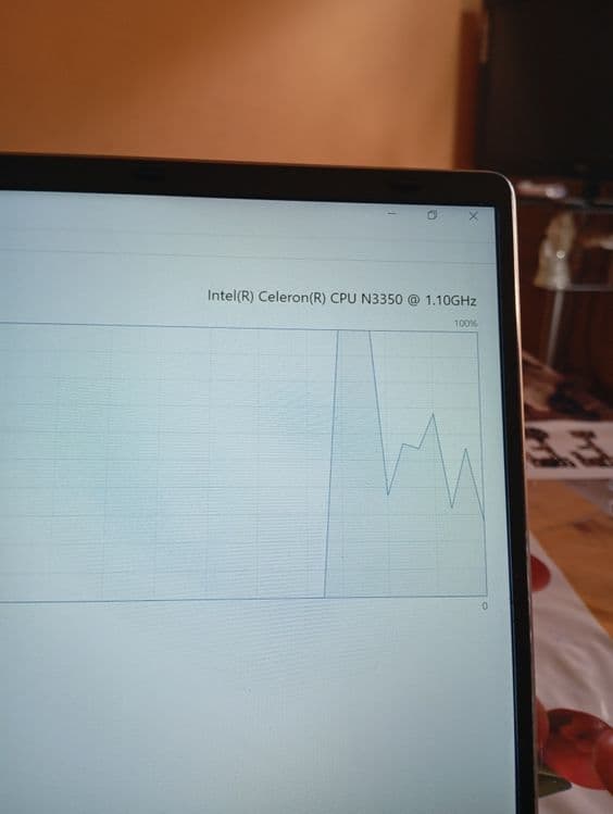 Netbuk b/u sotiladi