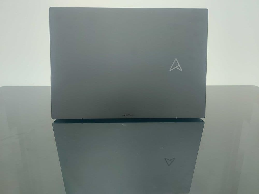 Asus zenbook 14 Biznes — 2