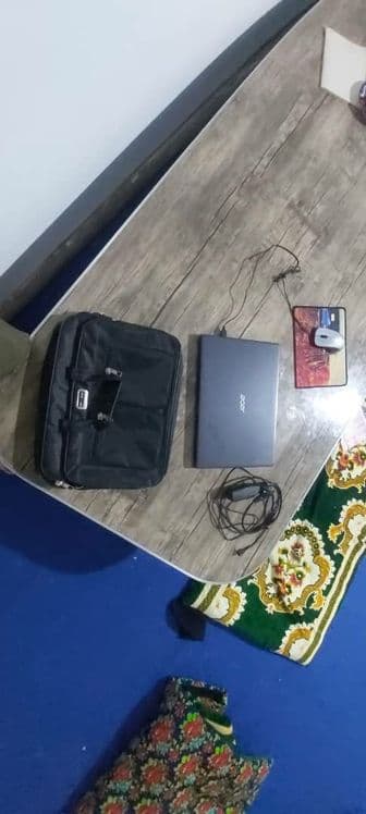 Noutbuk sotiladi acer yangi — 2