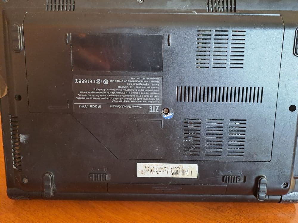 ZTE V60  Netbook oxirgi model — 5