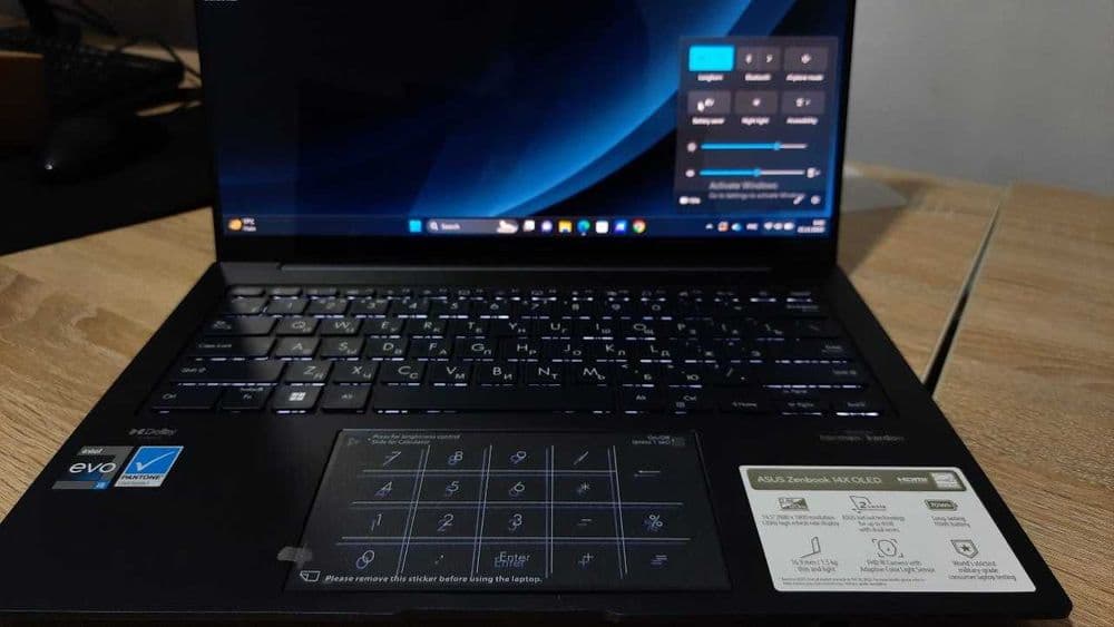 Asus Zenbook 14X — 1