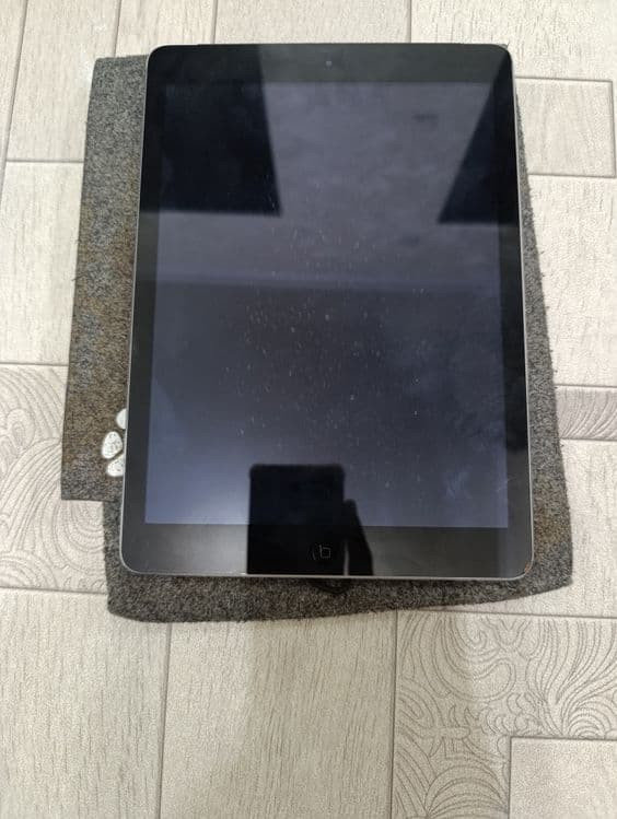 iPad Air 2 Planshet — 2