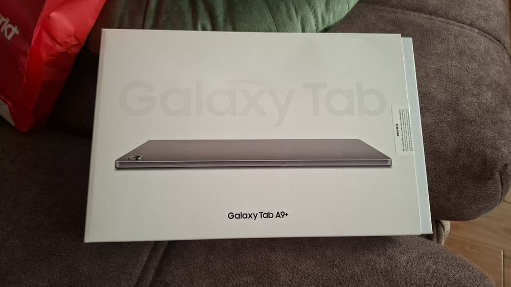 Samsung  tab A 9+ — 1