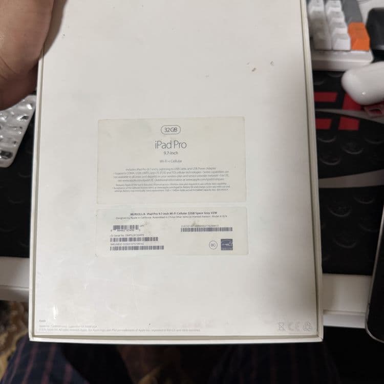 Ipad pro 9.7 32gb sim+wifi — 4